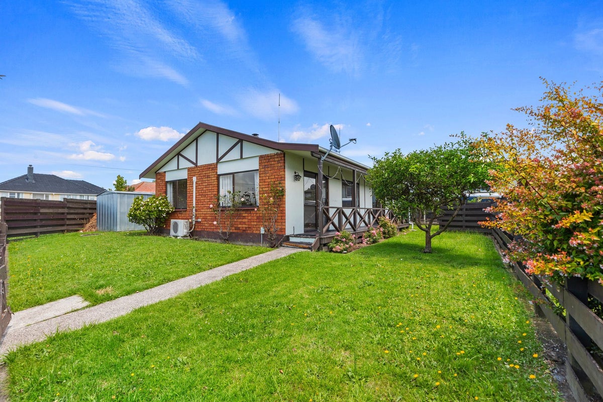 37 Lloyd Street, Parkvale, Tauranga - Carousel 2