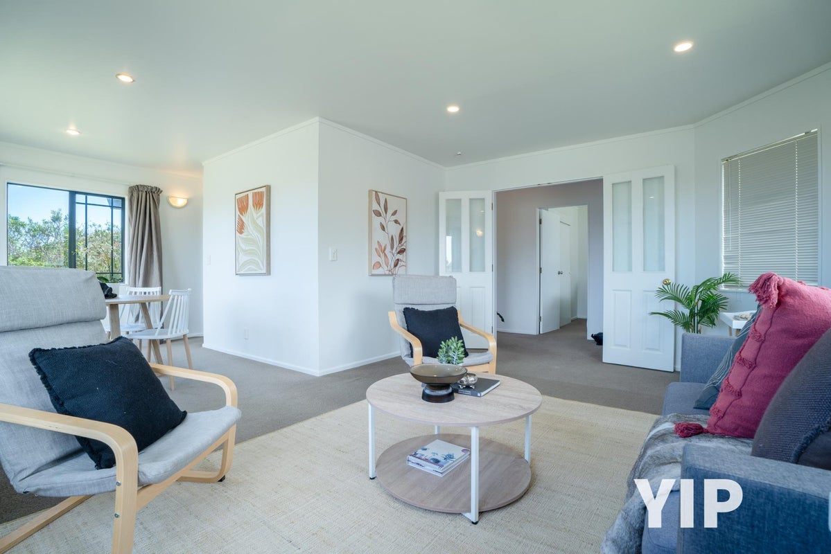 80 Baylands Drive, Newlands, Wellington - Carousel 2