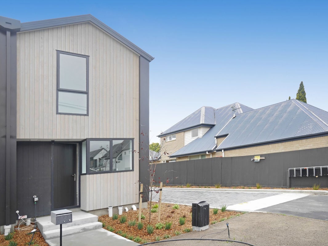 1/107 Edgeware Road, St Albans, Christchurch - Carousel 15