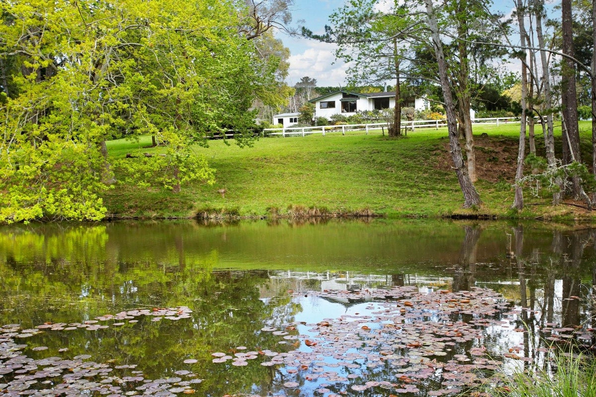 212B Glenbrook Beach Road, Glenbrook, Waiuku - Carousel 2