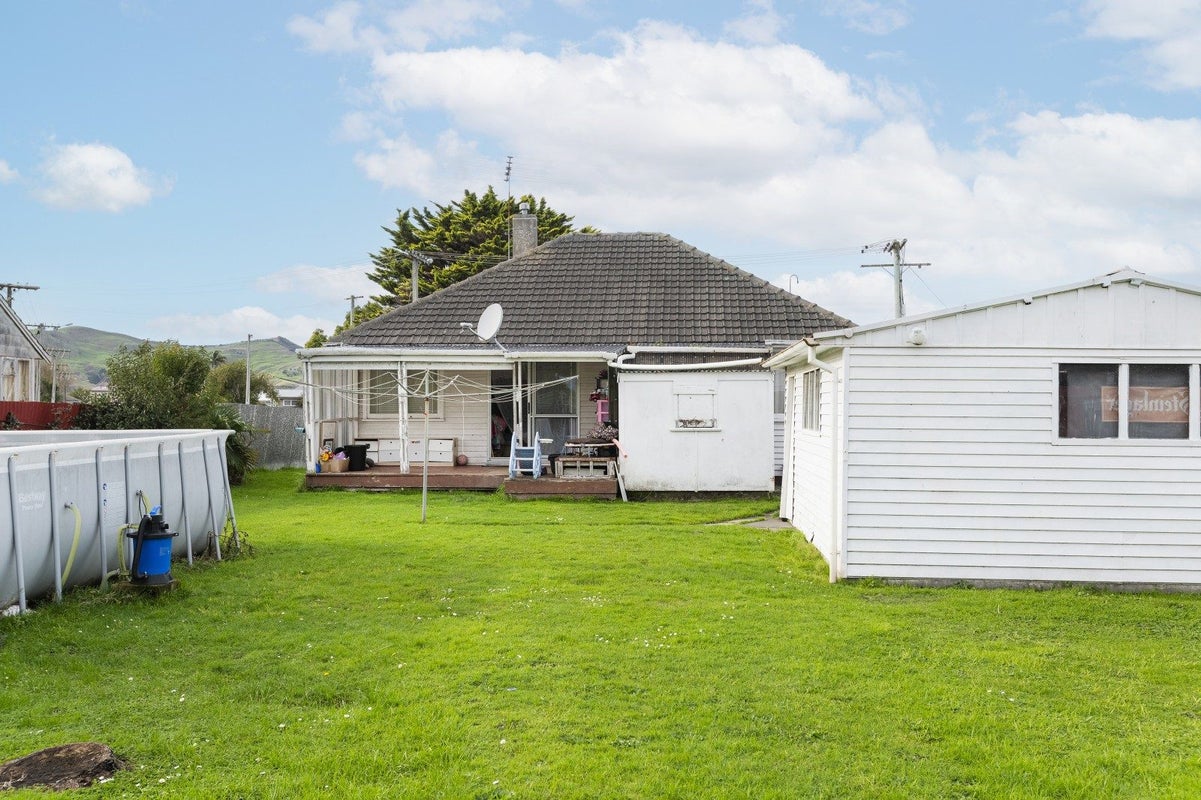 33 Glasgow Crescent, Kaiti, Gisborne - Carousel 16