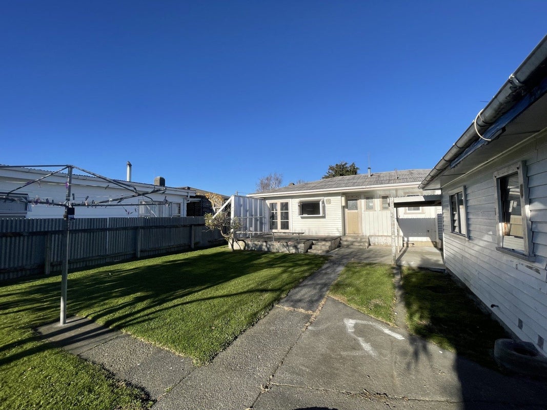 6 Bestall Street, Maraenui, Napier - Carousel 2