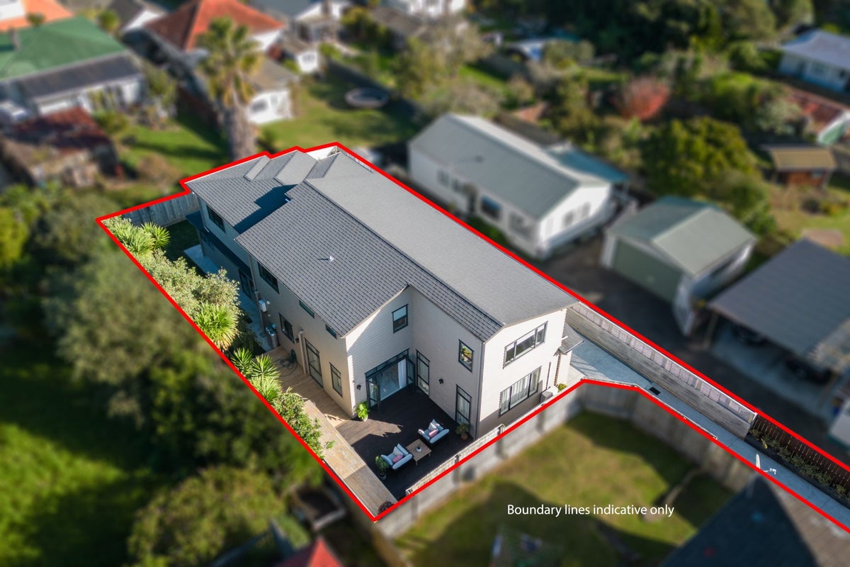 60A Savoy Road, Glen Eden, Auckland - Carousel 2