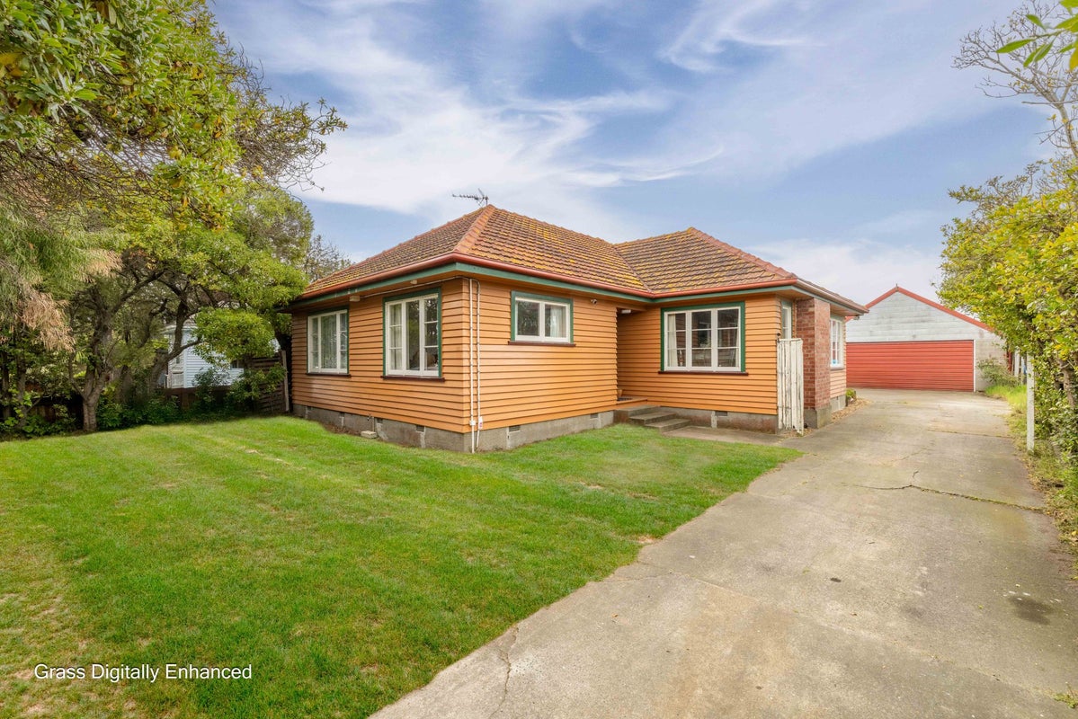 36 Bridge Street, New Brighton, Christchurch - Carousel 1
