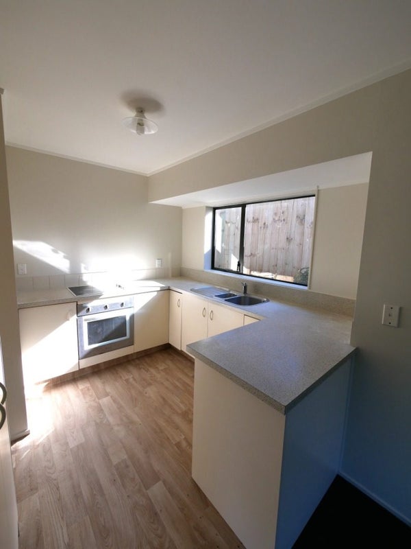 29A Stewart Gibson Place, Manurewa, Auckland - Carousel 2