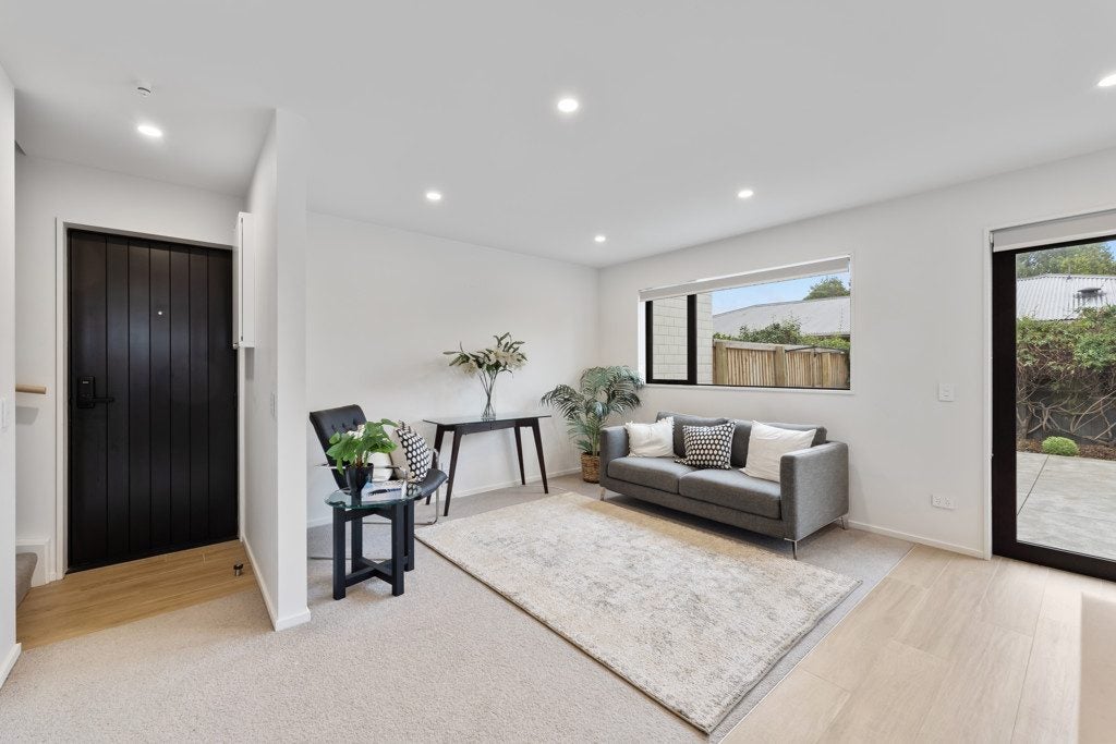 3/17 Hornbrook Street, Waltham, Christchurch - Carousel 2