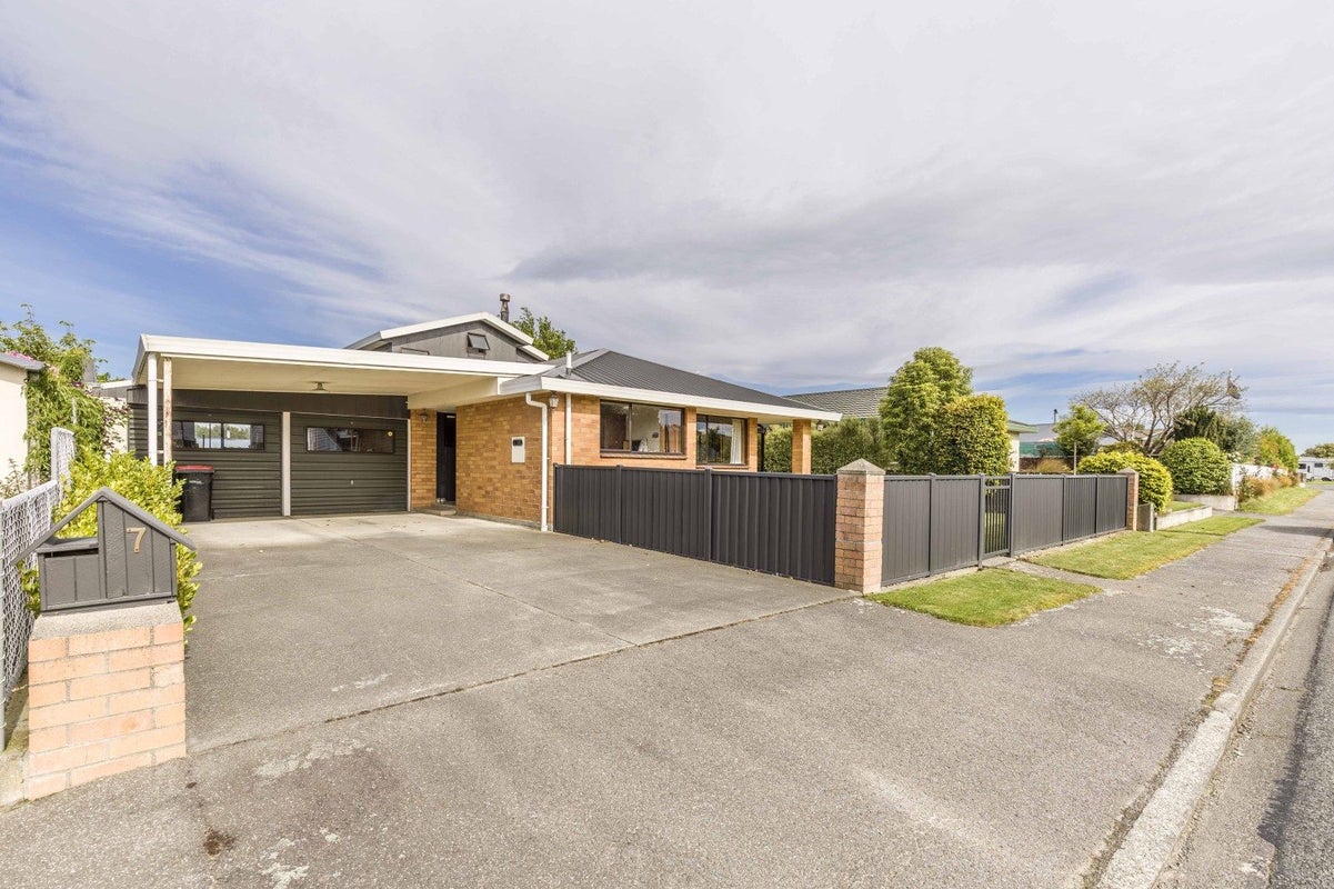 7 McWilliam Avenue, Winton, Winton - Carousel 1