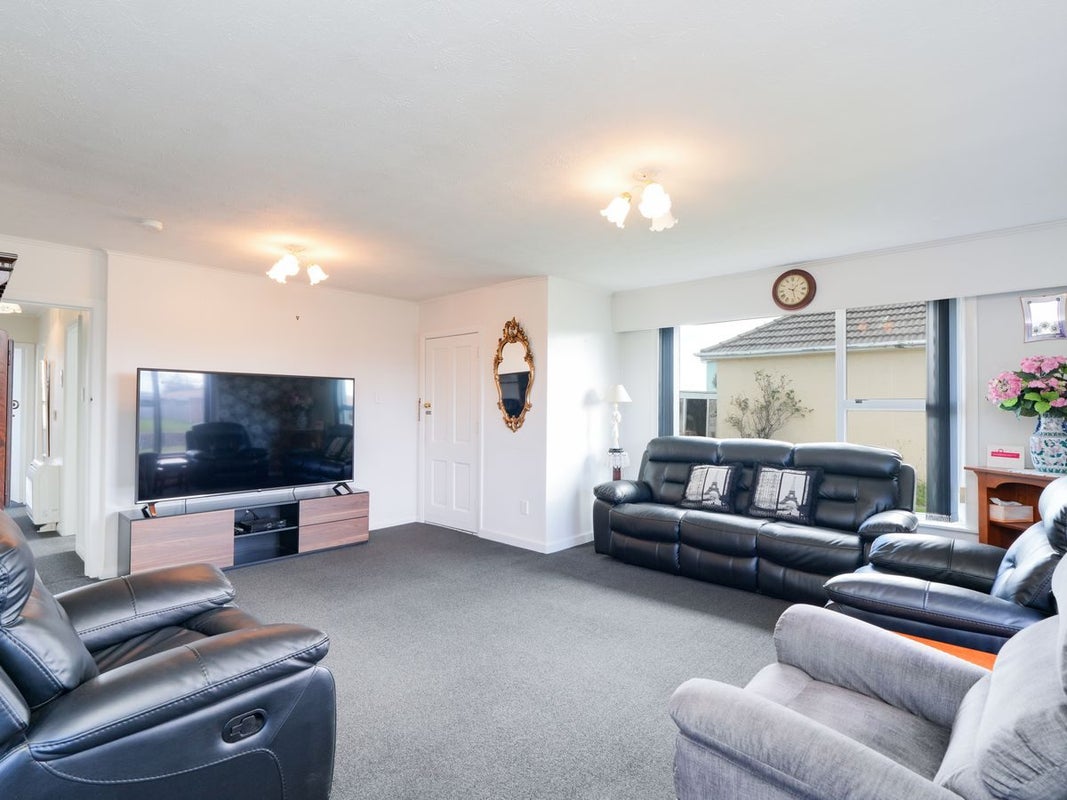94 Lithgow Street, Glengarry, Invercargill - Carousel 2
