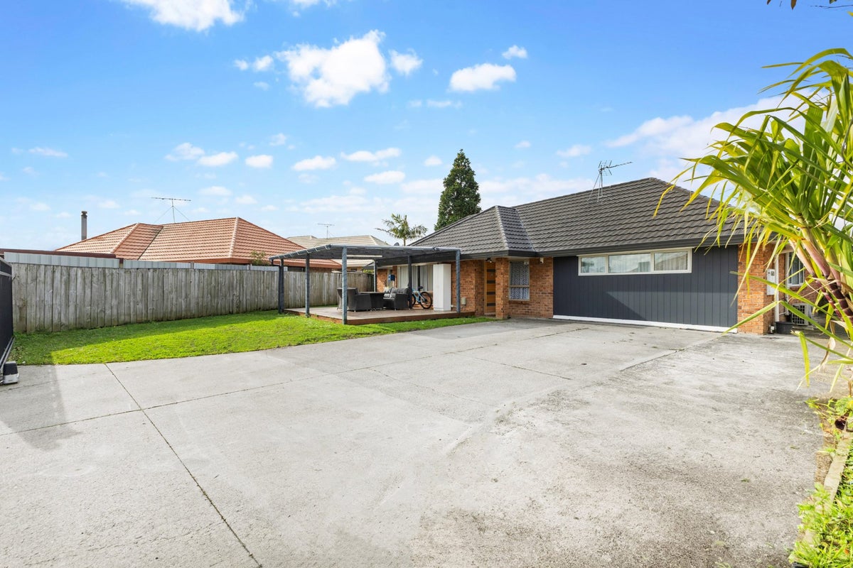 46 Gadsby Road, Favona, Auckland - Carousel 1
