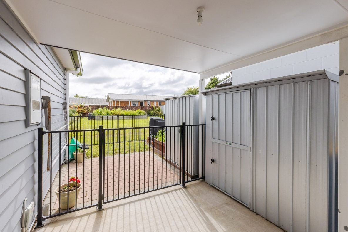2/2 Shakespeare Avenue, Enderley, Hamilton - Carousel 30