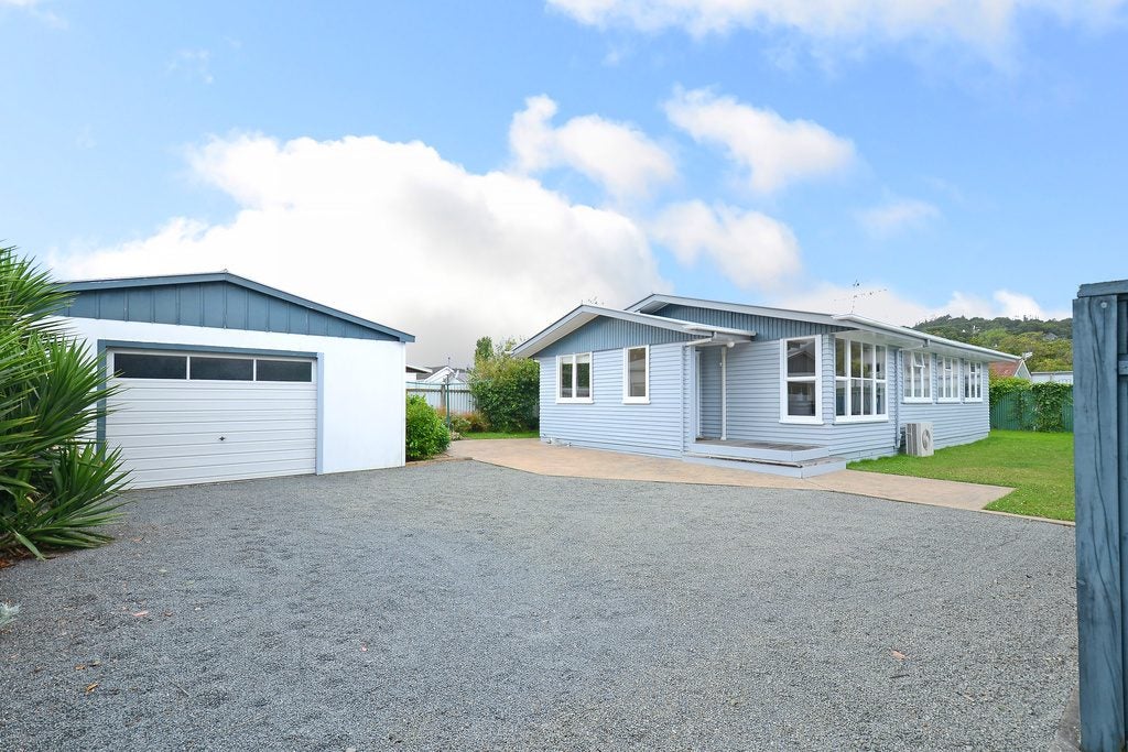 7B Hood Avenue, Heretaunga, Upper Hutt - Carousel 1