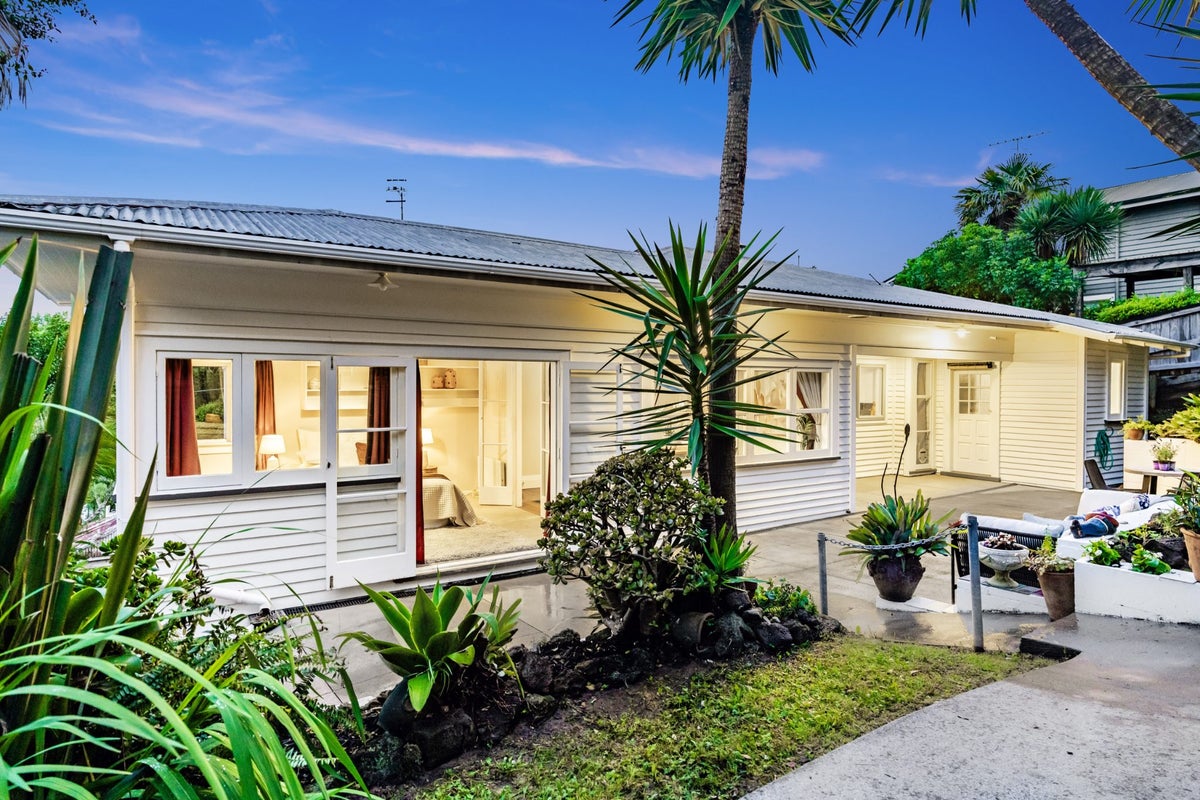 22 Ngapuhi Road, Remuera, Auckland - Carousel 2
