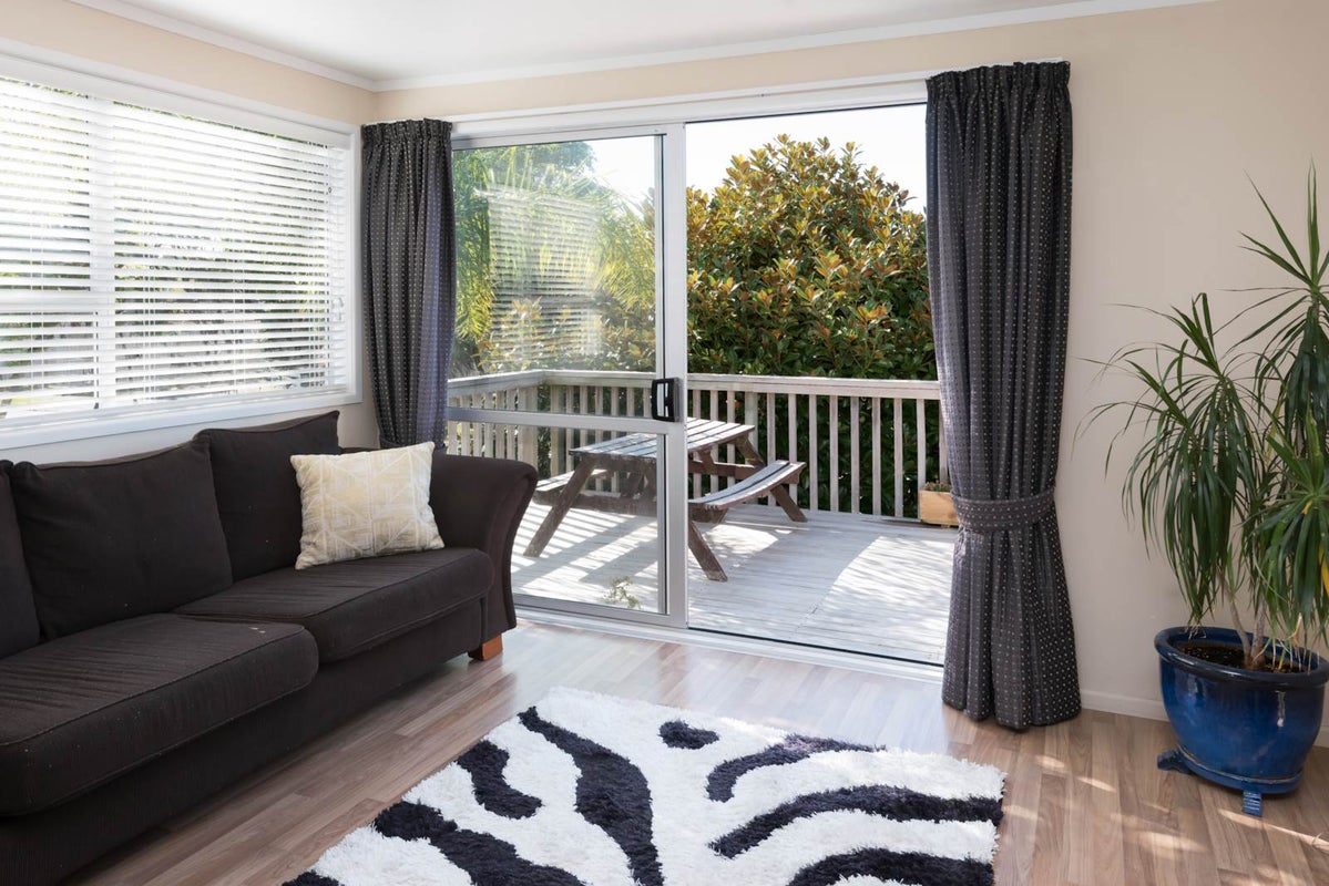 1/25 Imogene Way, Half Moon Bay, Auckland - Carousel 2
