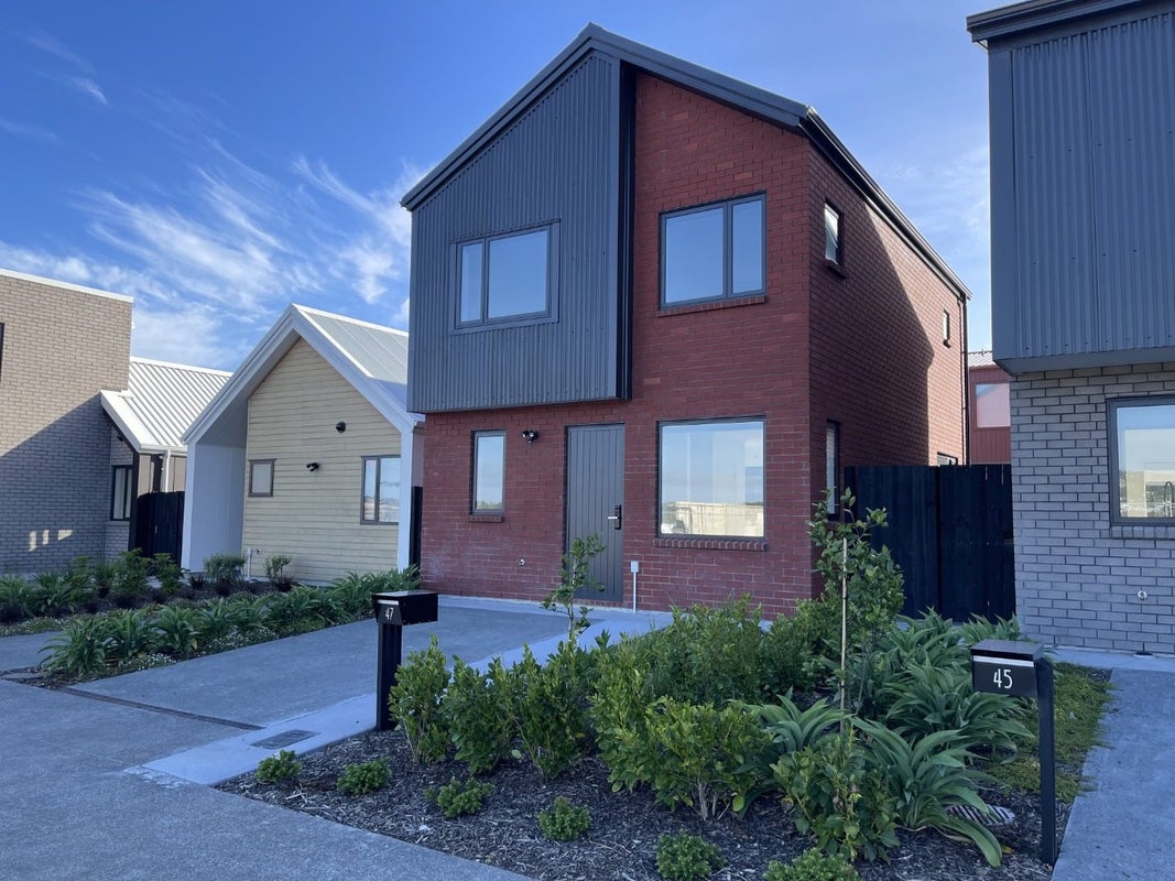 47 Te Tihi Street, Wiri, Auckland - Carousel 1
