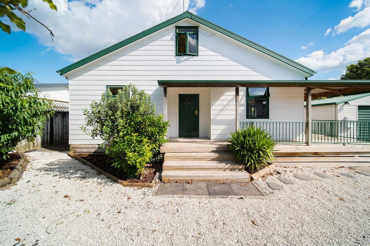 3A Rhode Street, Frankton, Hamilton - Carousel 1