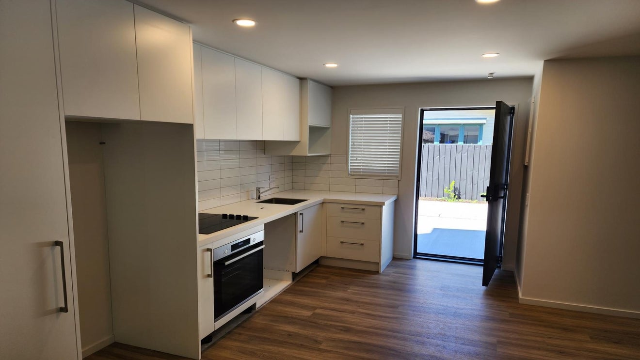 6/36 Heywood Terrace, Richmond, Christchurch - Carousel 2
