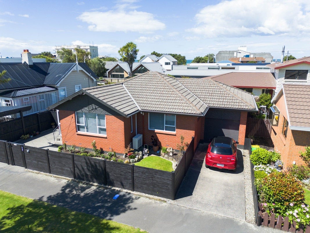 20 Albert Street, Saint Clair, Dunedin - Carousel 2
