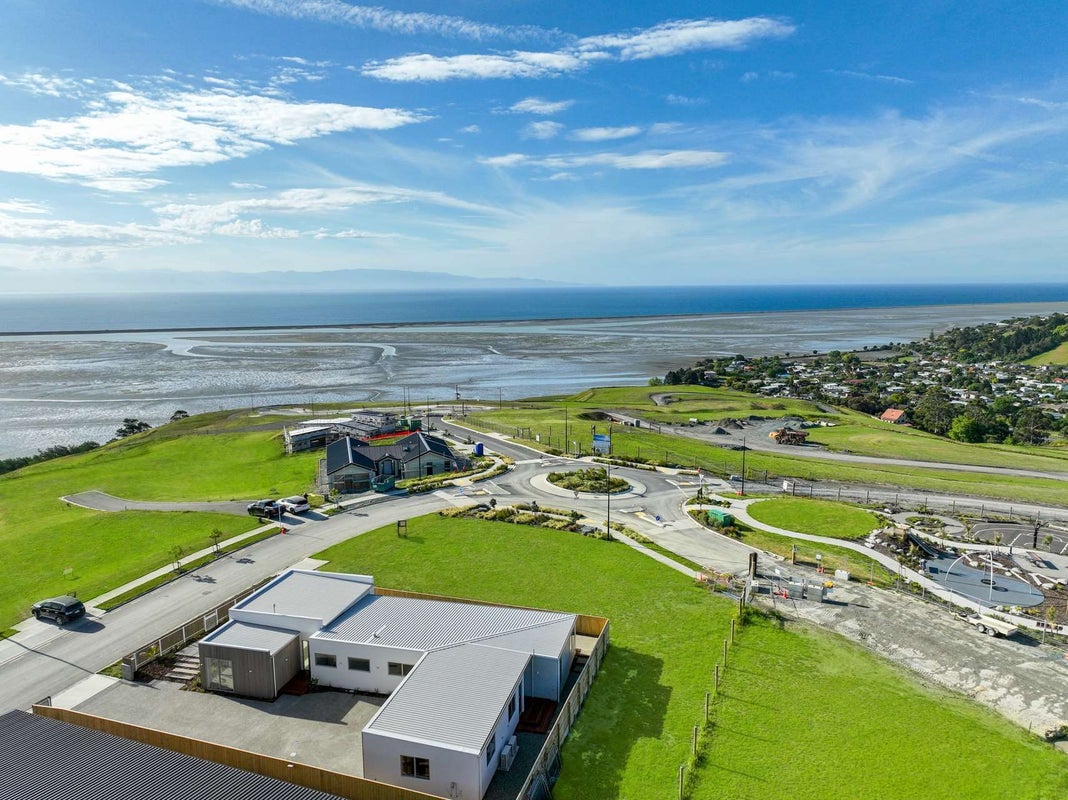 120 Bay View Road, Atawhai, Nelson - Carousel 2