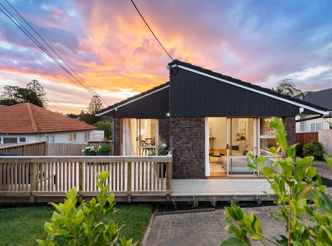 1/24 Roseberry Avenue, Birkenhead, Auckland - Carousel 1