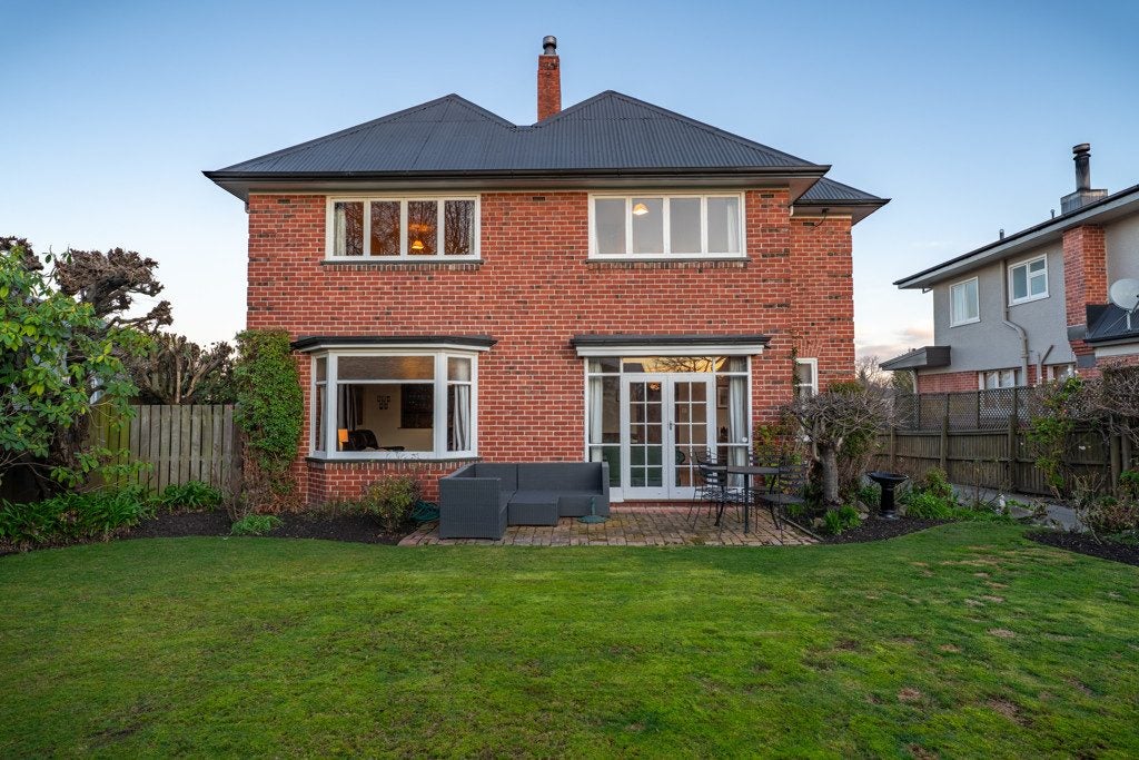 46 Trafalgar Street, Maori Hill, Timaru - Carousel 2