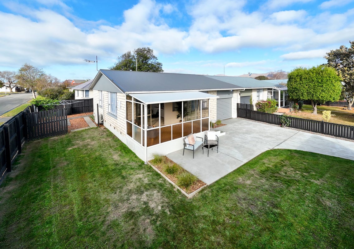 2/36A Staffa Street, Woolston, Christchurch - Carousel 2
