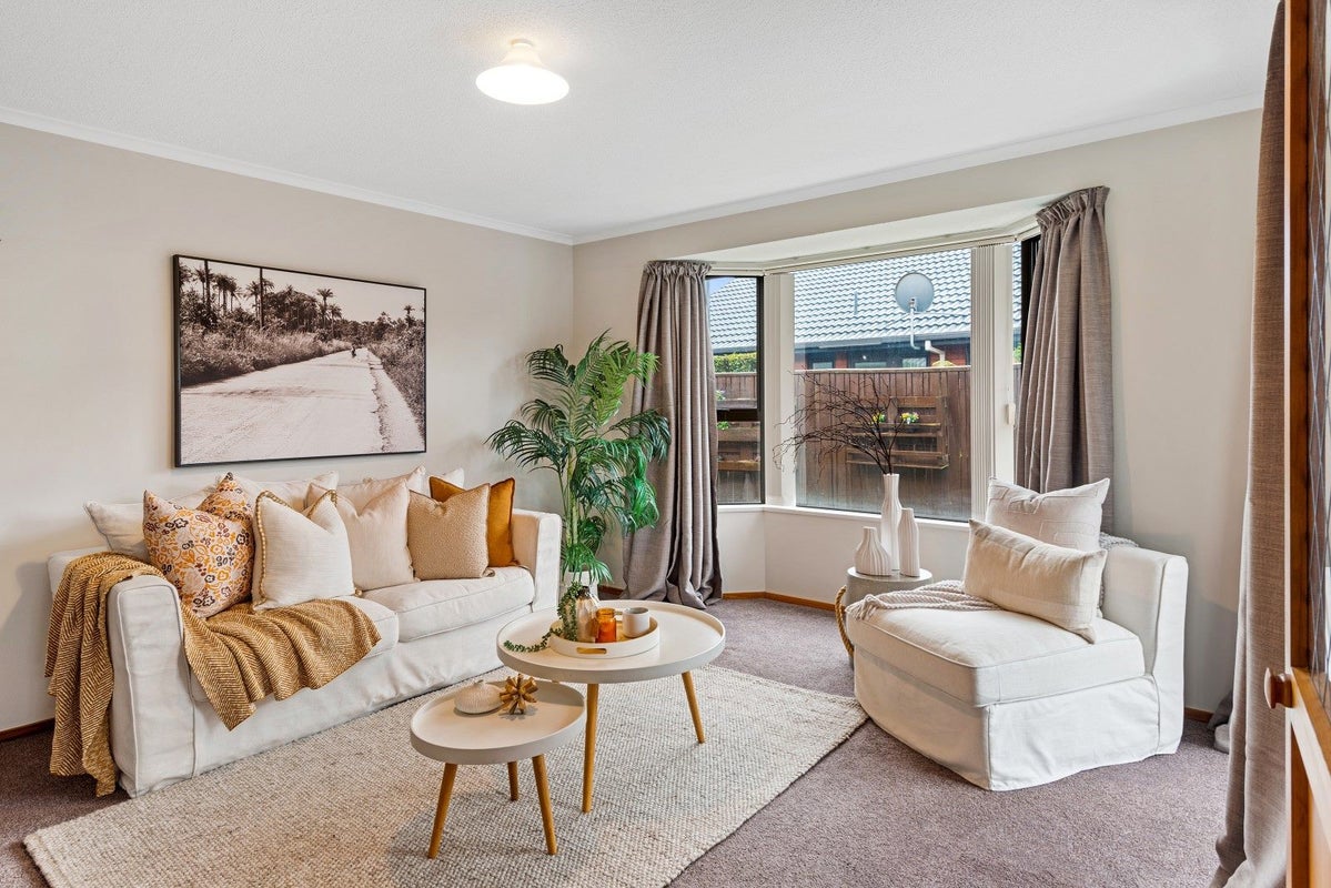 1/3 Glenleith Lane, Hei Hei, Christchurch - Carousel 1