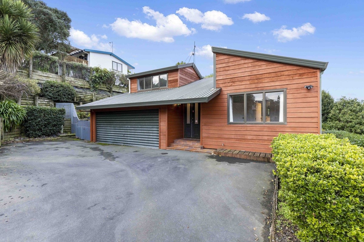 18 Colquhoun Place, Dinsdale, Hamilton - Carousel 1