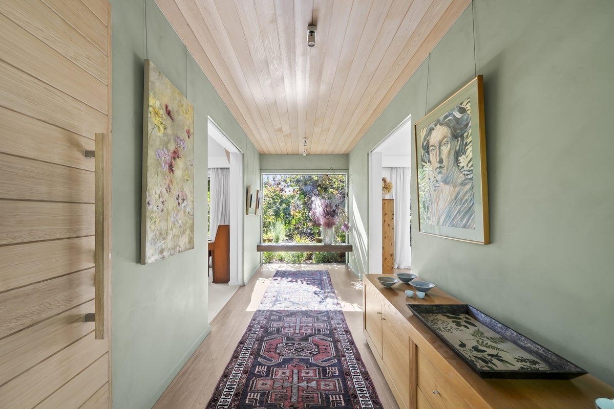 7 Kotare Street, Fendalton, Christchurch - Carousel 2