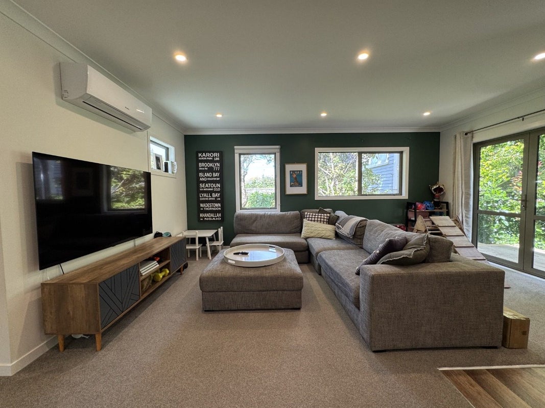 10A Makererua Street, Ngaio, Wellington - Carousel 1