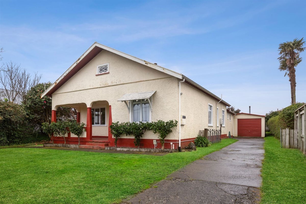 259 Carrington Street, Vogeltown, New Plymouth - Carousel 19