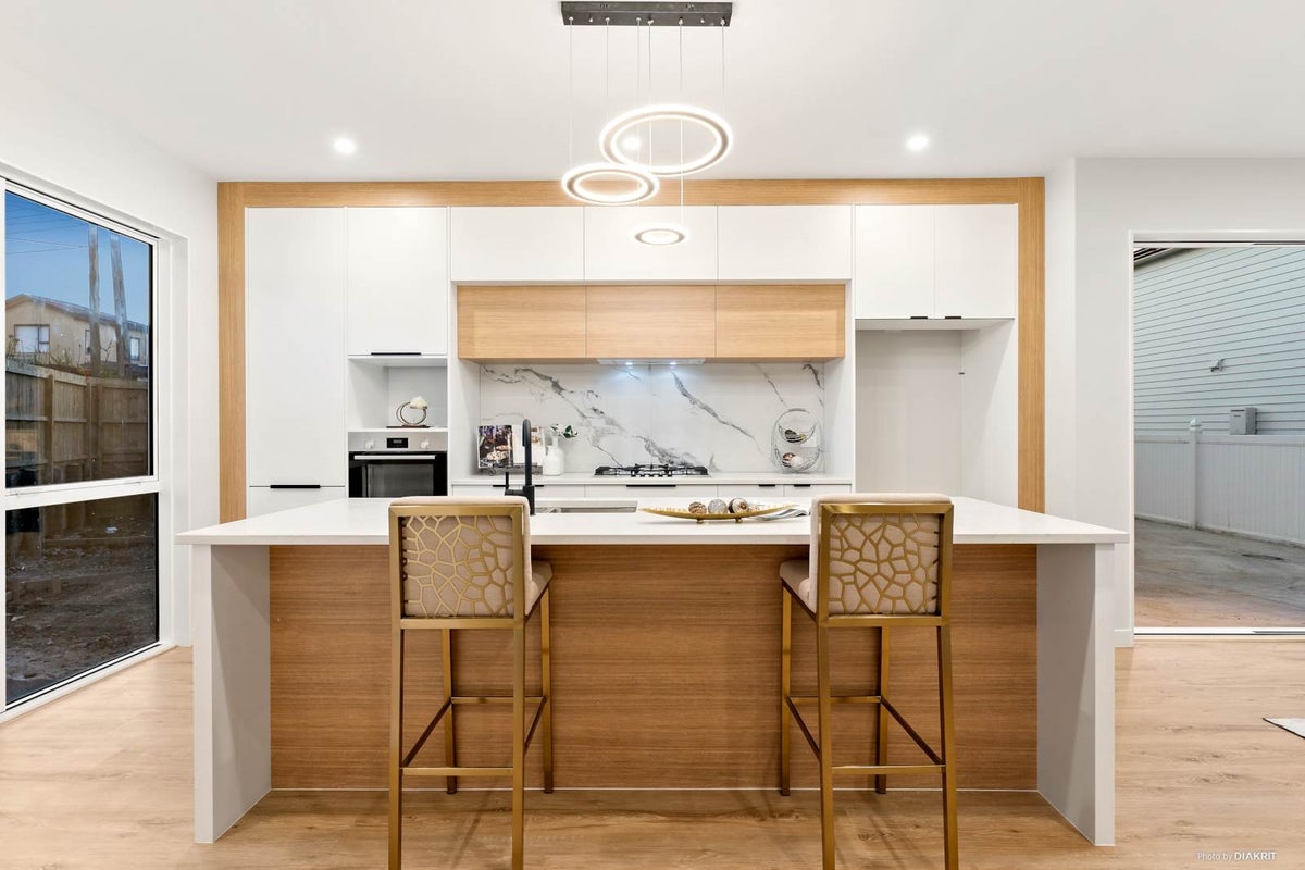 49D Holbrook Street, Blockhouse Bay, Auckland - Carousel 2