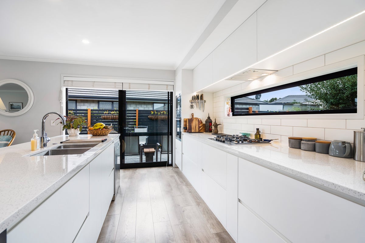 86 Tamure Place, Ruakaka - Carousel 1
