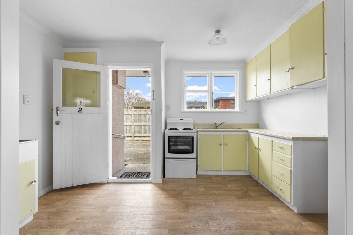 2/122 Victoria Avenue, Hokowhitu, Palmerston North - Carousel 1