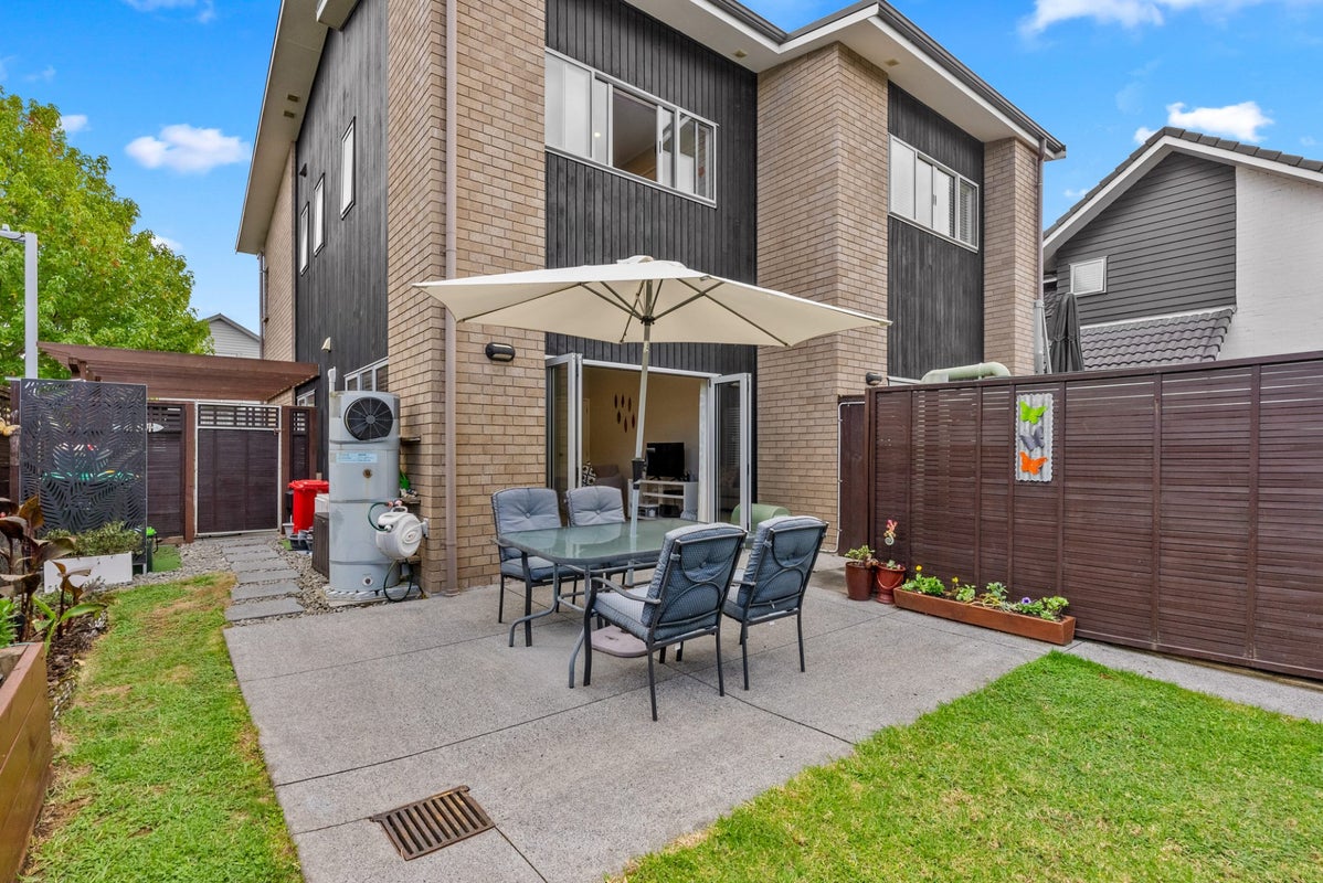 15 Lester Street, Hobsonville, Auckland - Carousel 2
