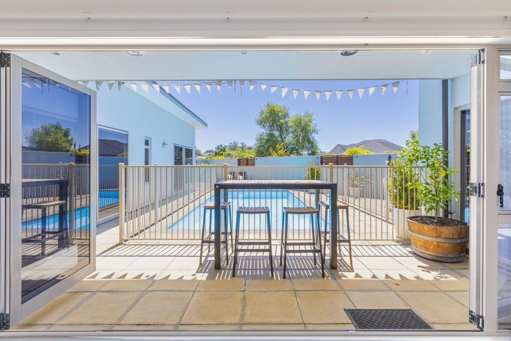 35 Pinotage Drive, Greenmeadows, Napier - Carousel 1