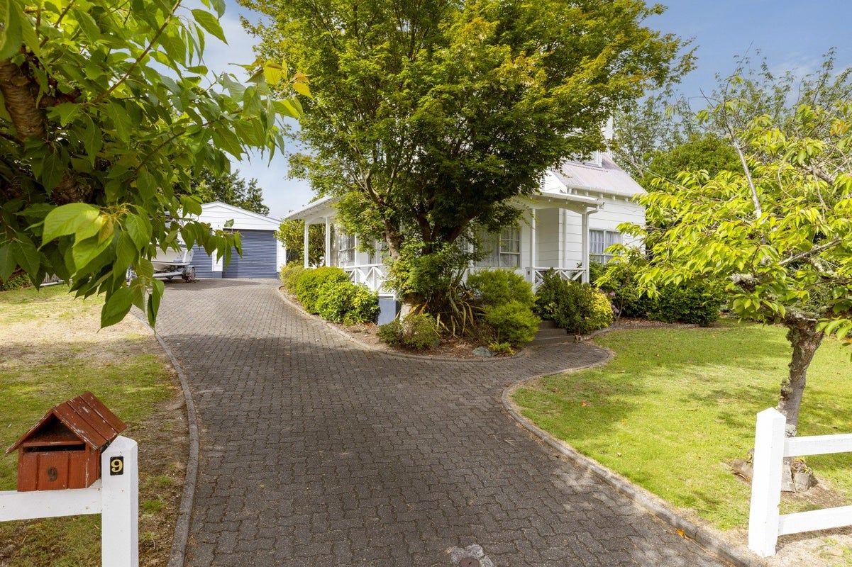 9 Greenwich Street, Richmond Heights, Taupo - Carousel 1
