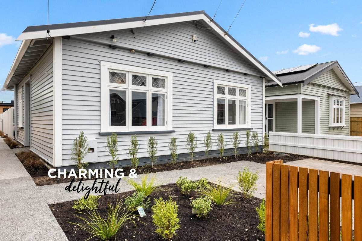 8 Bolton Street, Petone, Lower Hutt - Carousel 1