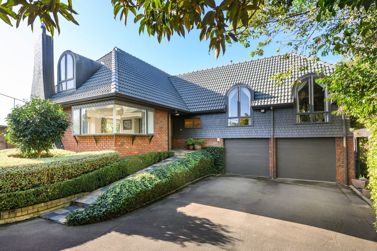 281 Fitzherbert Avenue, West End, Palmerston North - Carousel 1