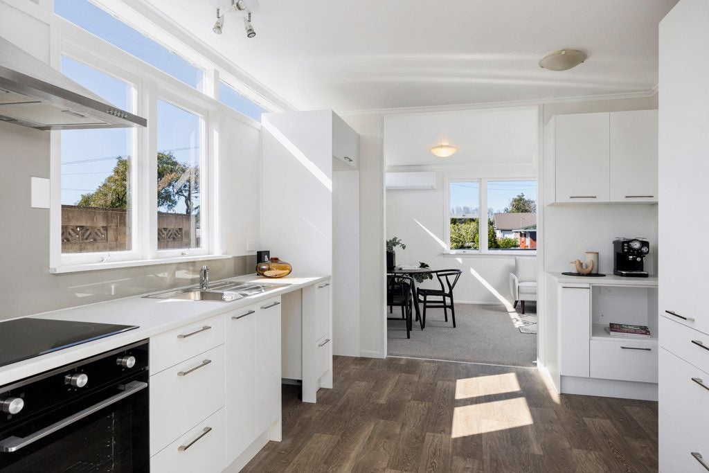 56 Eastdale Road, Avondale, Auckland - Carousel 2