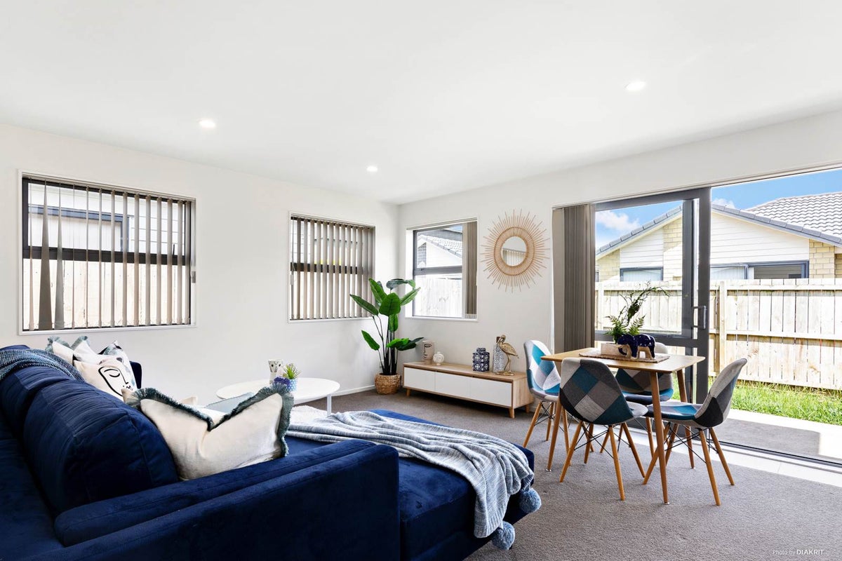 5 Fay Close, Wiri, Auckland - Carousel 2