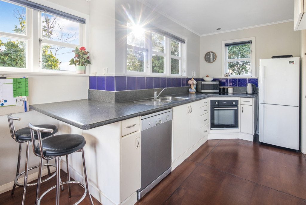 34 Chesterton Street, Johnsonville, Wellington - Carousel 1
