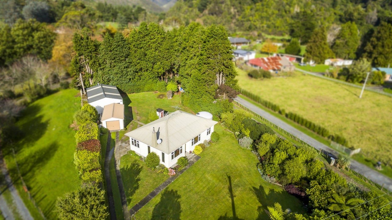 266 Mangaroa Valley Road, Mangaroa, Upper Hutt - Carousel 23