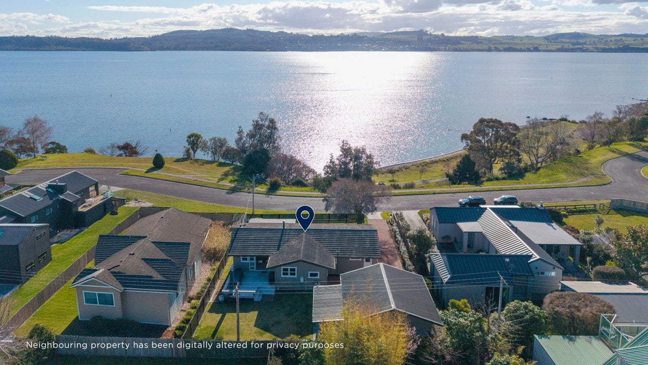 6 Kohatu Parade, Wharewaka, Taupo - Carousel 2