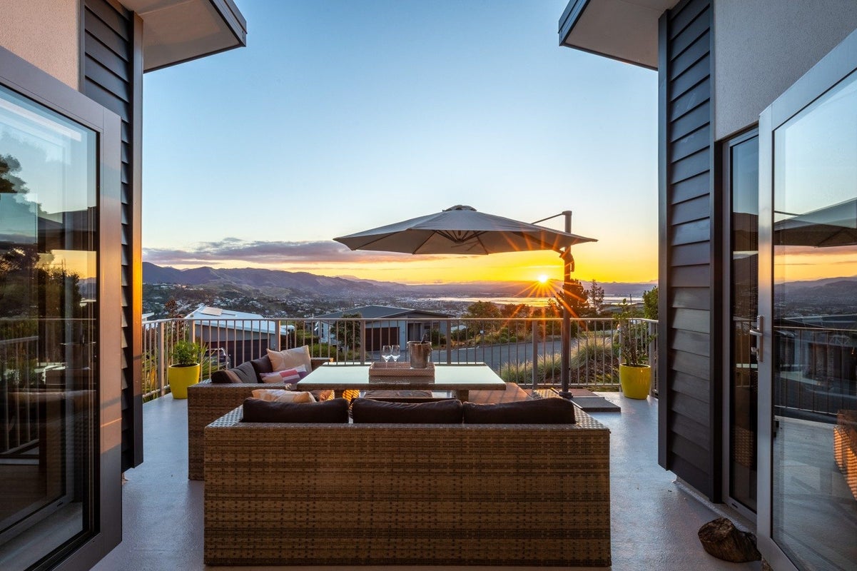 367 Princes Drive, Britannia Heights, Nelson - Carousel 1