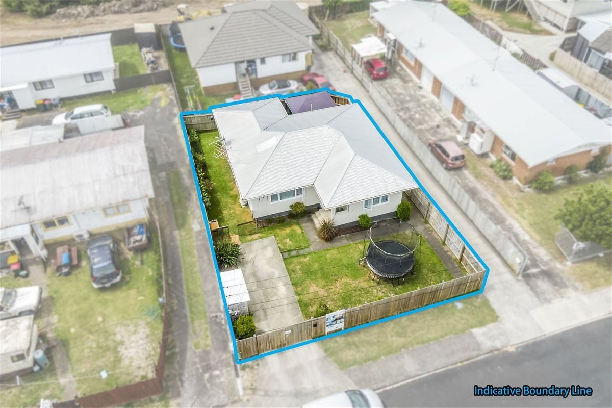 14 Greenhaven Avenue, Opaheke, Papakura - Carousel 11
