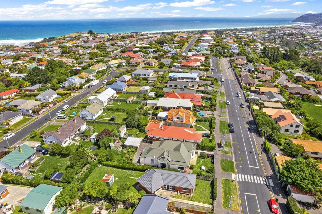 84 Highcliff Road, Andersons Bay, Dunedin - Carousel 24
