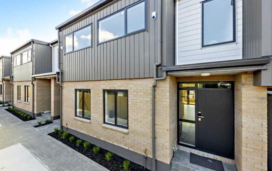 5/17 Alfriston Road, Manurewa East, Auckland - Carousel 1