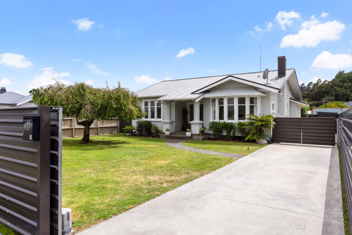 157 Stout Street, Mangapapa, Gisborne, Gisborne - Carousel 1
