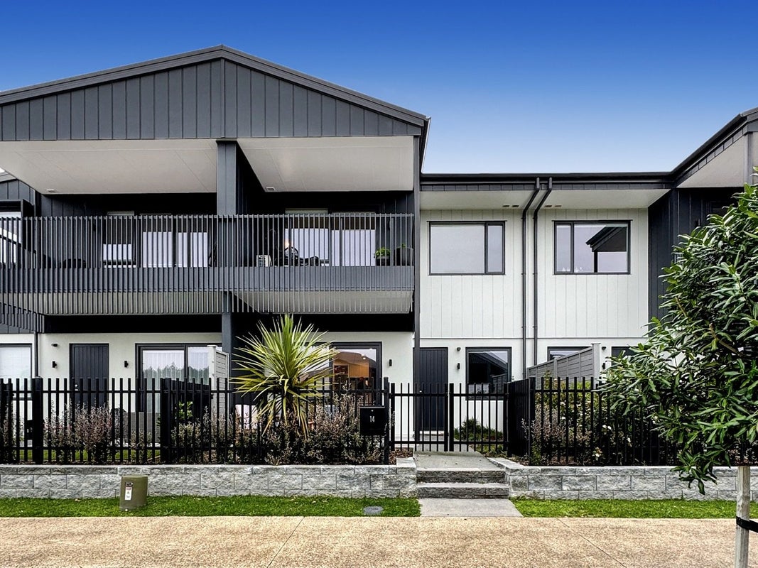 14 Juniper Drive, Rosehill, Papakura - Carousel 19