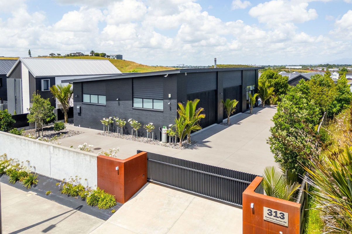 313 Horsham Downs Road, Rototuna North, Hamilton - Carousel 1